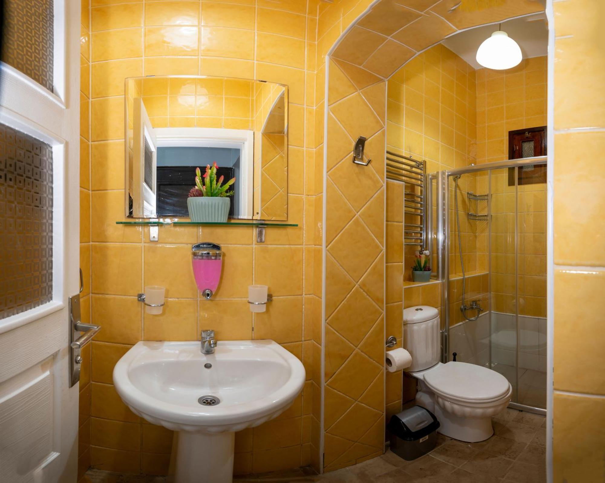 Taksim Trend Aparthotel 2*